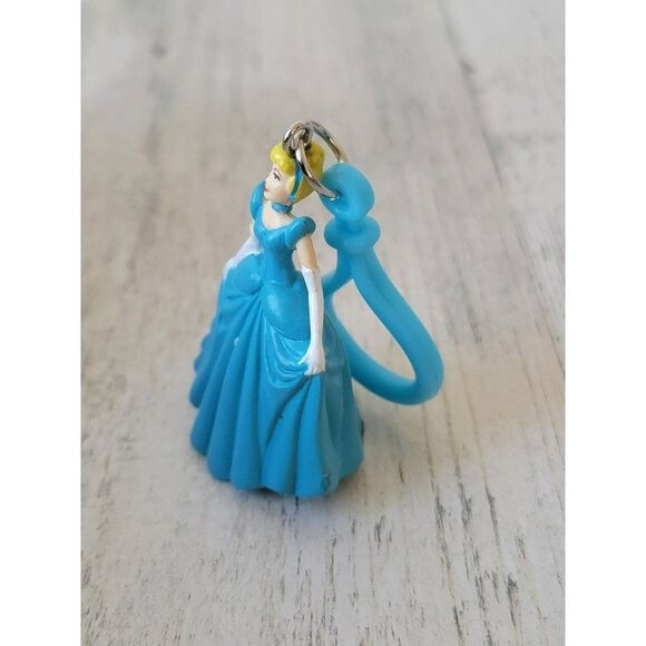 Princess Cinderella blue dress keychain accessory toy figure - Picture 2 of 4